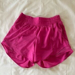 Lululemon High Rise Hotty Hot Shorts - Sonic Pink